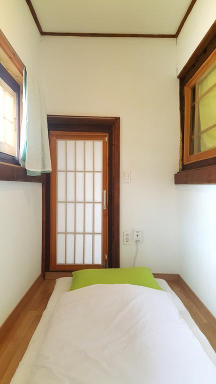 Hundred Years Hanok Mokpo Bagian luar foto