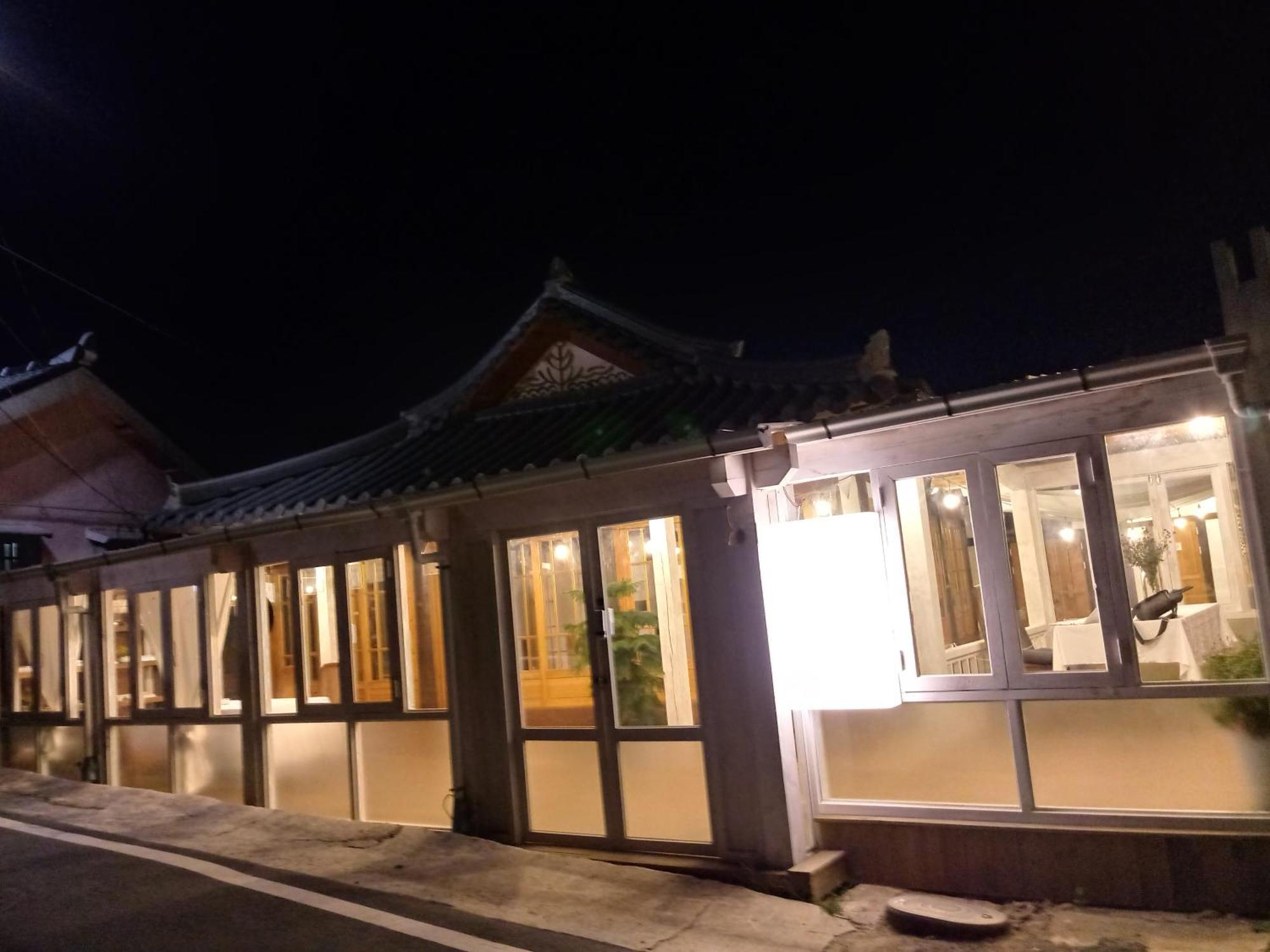 Hundred Years Hanok Mokpo Bagian luar foto