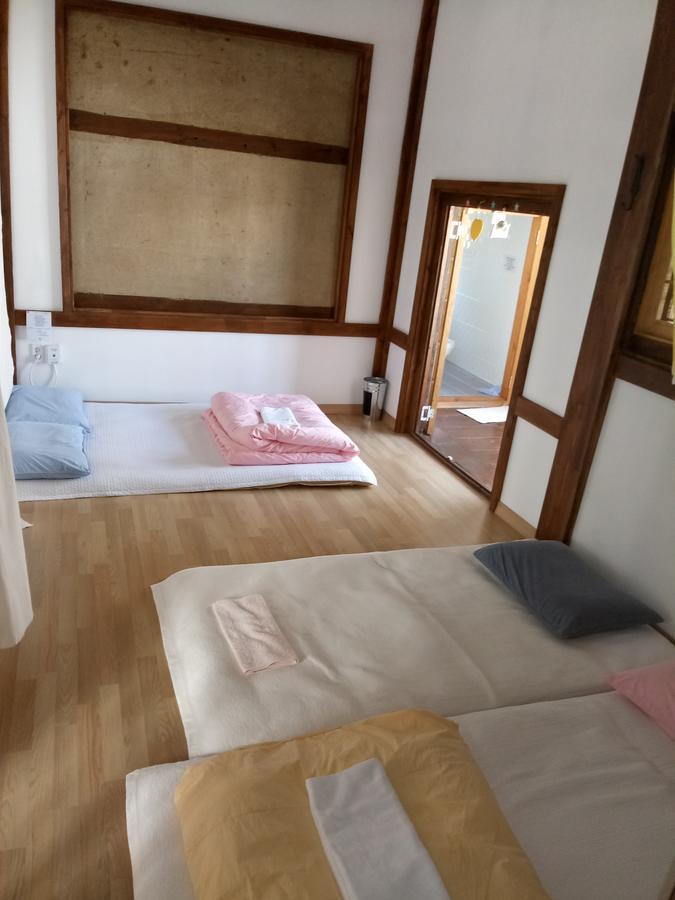 Hundred Years Hanok Mokpo Bagian luar foto